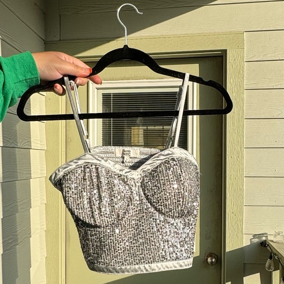Tops - Sparkle silver crop top